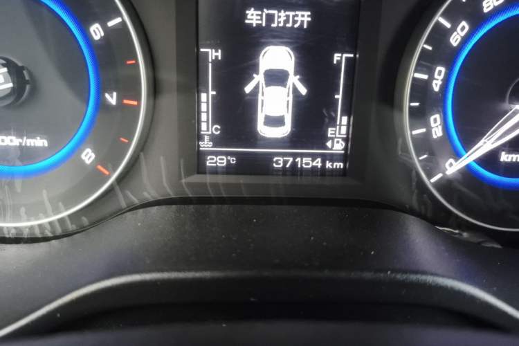 Used CHANGAN Eado DT 2019 1.6L Manual Enjoyment Model China VI Odometer Close Up