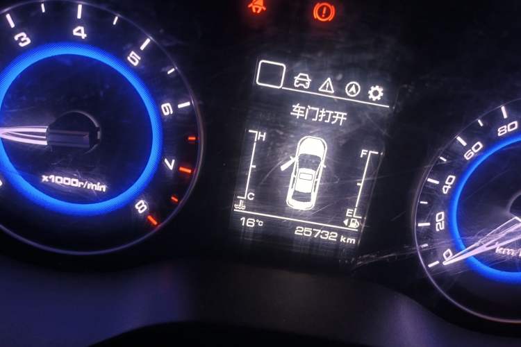Used CHANGAN Eado DT 2019 1.6L Manual Comfort Model China VI Standard Odometer Close Up