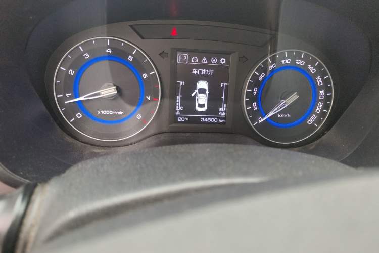 Used CHANGAN Eado DT 2019 1.6L Automatic Smart Enjoyment Model China VI Standard Odometer Close Up