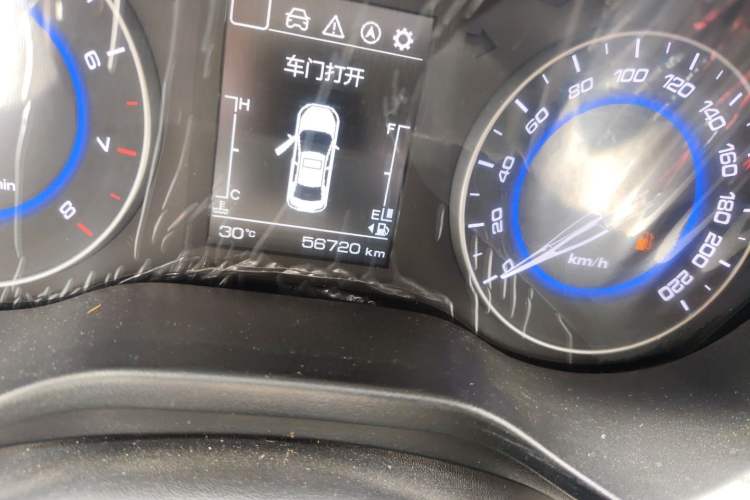 Used CHANGAN Eado DT 2019 1.6L Manual Comfort Model China VI Standard Odometer Close Up