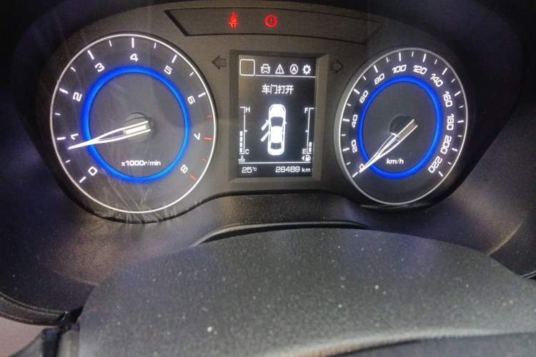 Used CHANGAN Eado DT 2019 1.6L Manual Enjoyment Model China VI Standard Odometer Close Up