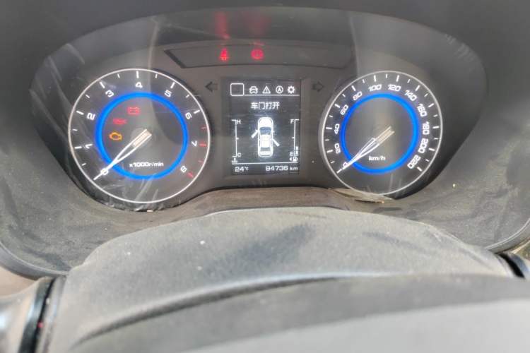 Used CHANGAN Eado DT 2019 1.6L Manual Comfort Model China VI Standard Odometer Close Up