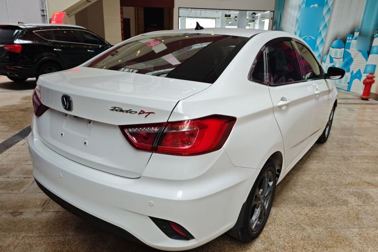 Used CHANGAN Eado DT 2019 1.6L Manual Enjoyment Model China VI Standard Rear Right 45 Deg