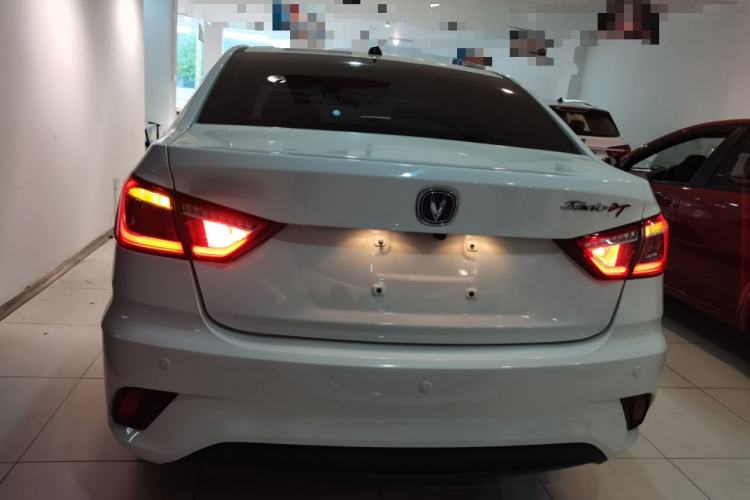 Used CHANGAN Eado DT 2019 1.6L Manual Comfort Model China VI Standard Rear