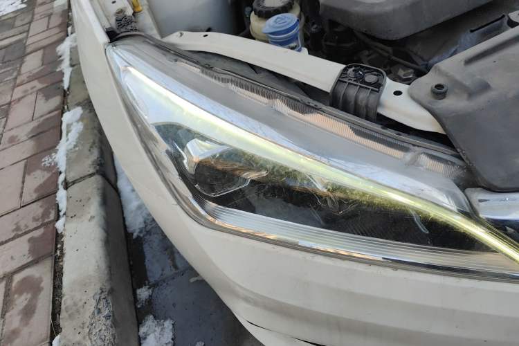 Used CHANGAN Eado DT 2019 1.6L Manual Enjoyment Model China VI Standard Right Front Headlight