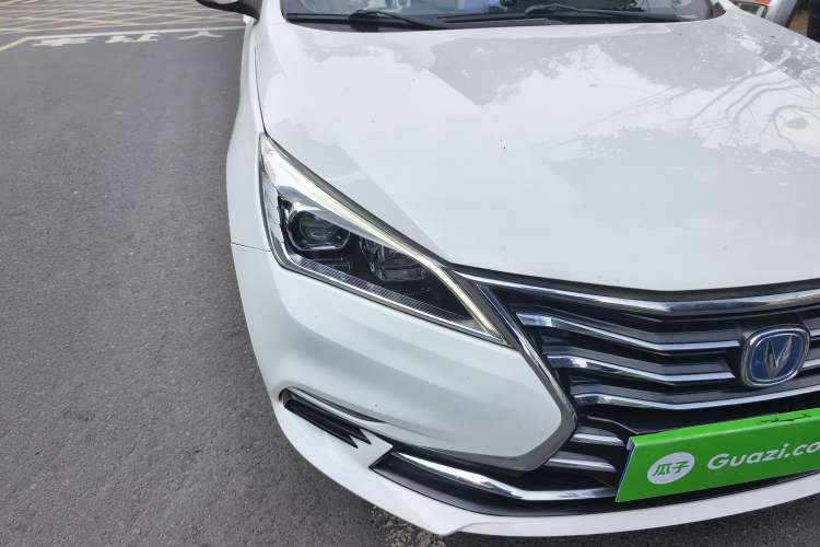 Used CHANGAN Eado DT 2019 1.6L Automatic Smart Enjoyment Model China VI Standard Right Front Headlight