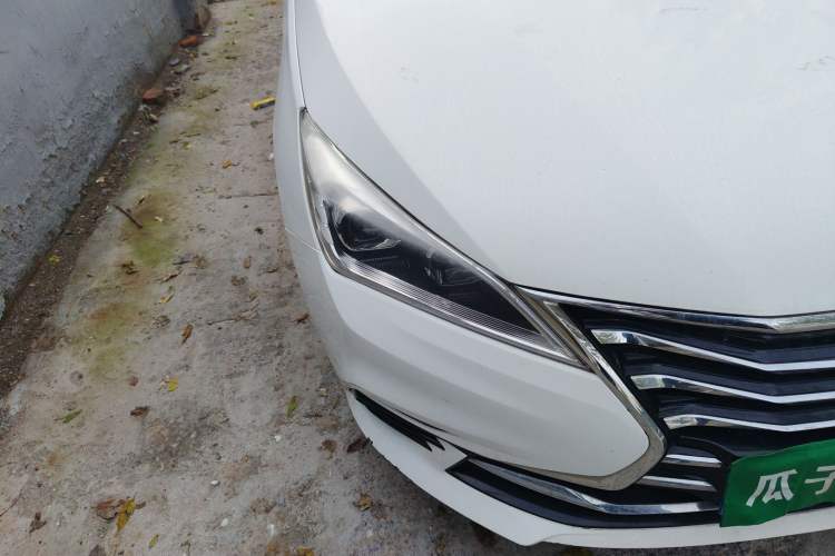 Used CHANGAN Eado DT 2019 1.6L Manual Enjoyment Model China VI Standard Right Front Headlight