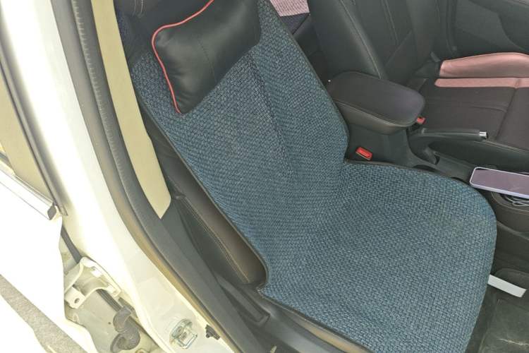 Used CHANGAN Eado DT 2019 1.6L Automatic Smart Enjoyment Model China VI Standard Right Front Seat