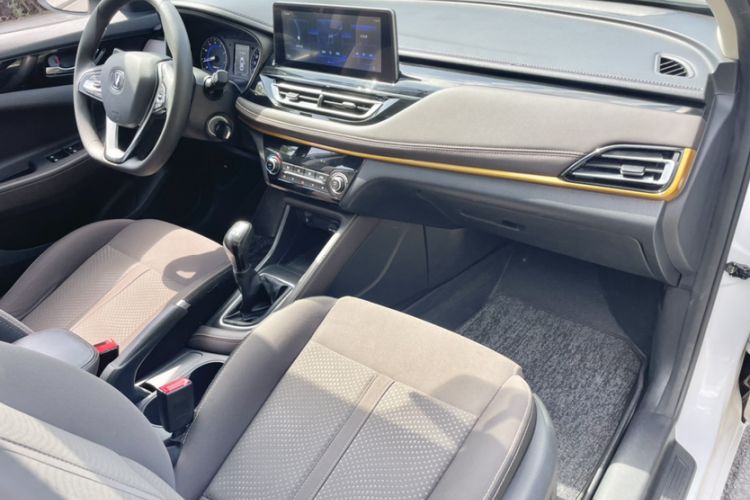 Used CHANGAN Eado DT 2019 1.6L Manual Comfort Model China VI Standard Right Front Seat