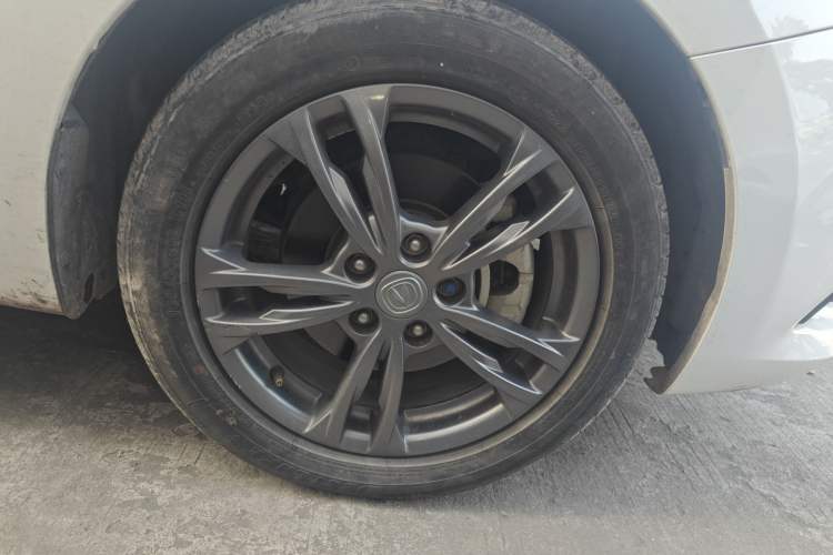 Used CHANGAN Eado DT 2019 1.6L Automatic Enjoyment Model China V Standard Right Front Wheel Hub