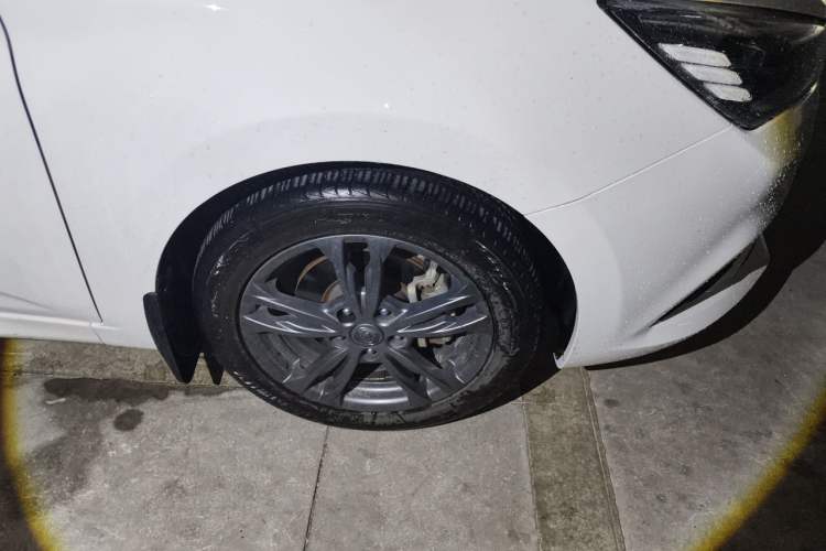 Used CHANGAN Eado DT 2019 1.6L Manual Enjoyment Model China VI Standard Right Front Wheel Hub