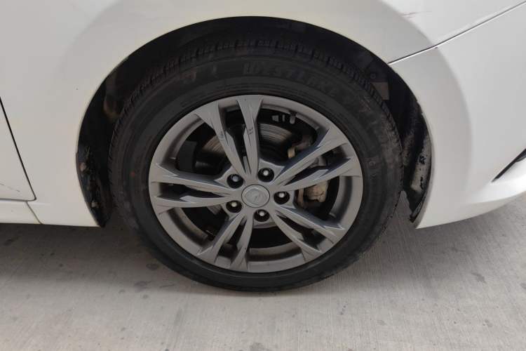Used CHANGAN Eado DT 2019 1.6L Manual Enjoyment Model China VI Standard Right Front Wheel Hub