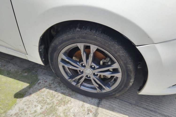Used CHANGAN Eado DT 2019 1.6L Manual Comfort Model China VI Standard Right Front Wheel Hub