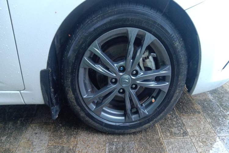 Used CHANGAN Eado DT 2019 1.6L Manual Enjoyment Model China VI Standard Right Front Wheel Hub