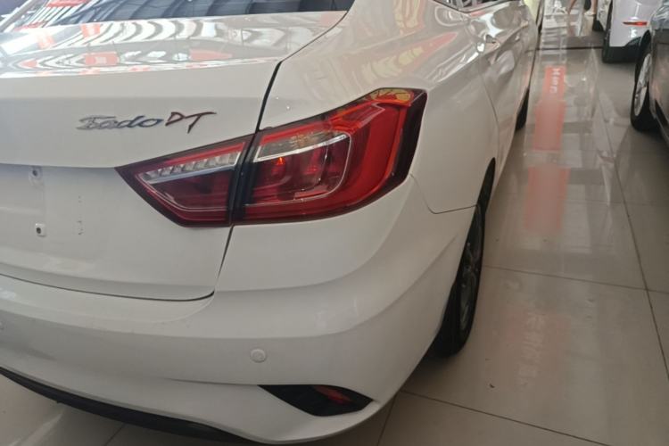 Used CHANGAN Eado DT 2019 1.6L Manual Comfort Model China VI Standard Right Rear Taillight
