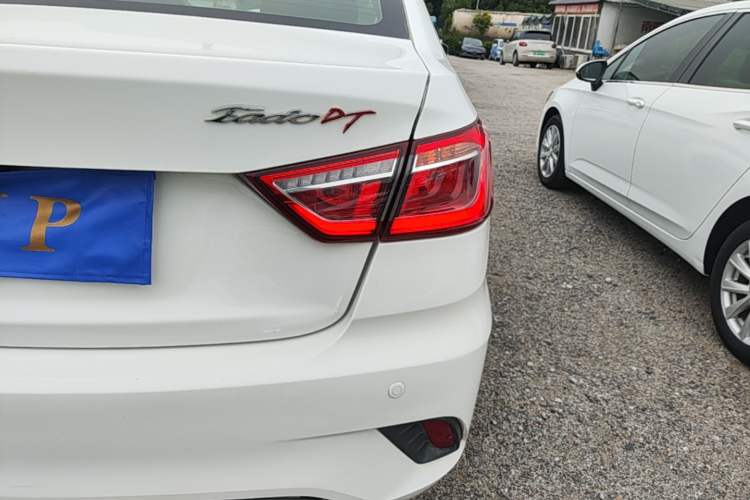 Used CHANGAN Eado DT 2019 1.6L Manual Comfort Model China VI Standard Right Rear Taillight
