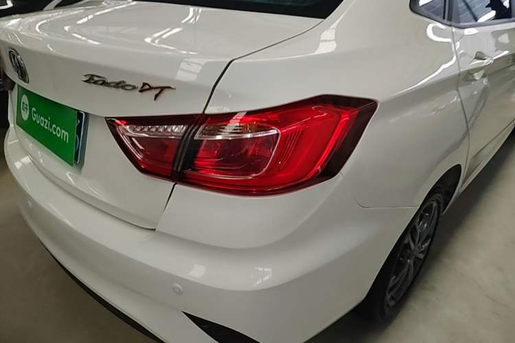 Used CHANGAN Eado DT 2019 1.6L Manual Comfort Model China VI Standard Right Rear Taillight
