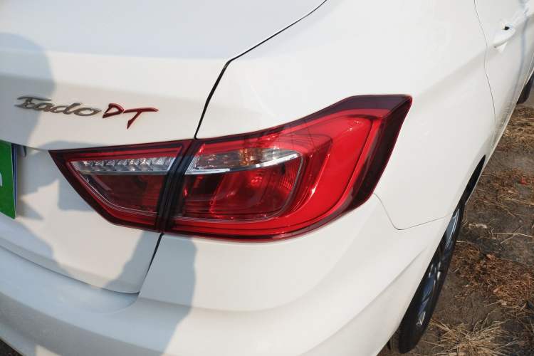 Used CHANGAN Eado DT 2019 1.6L Manual Comfort Model China VI Standard Right Rear Taillight