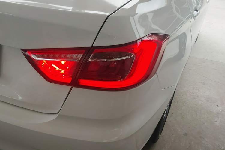 Used CHANGAN Eado DT 2019 1.6L Manual Comfort Model China VI Standard Right Rear Taillight