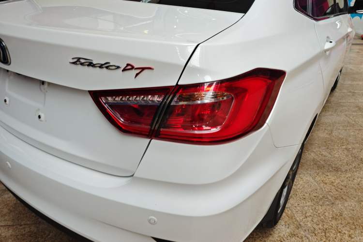 Used CHANGAN Eado DT 2019 1.6L Manual Enjoyment Model China VI Standard Right Rear Taillight