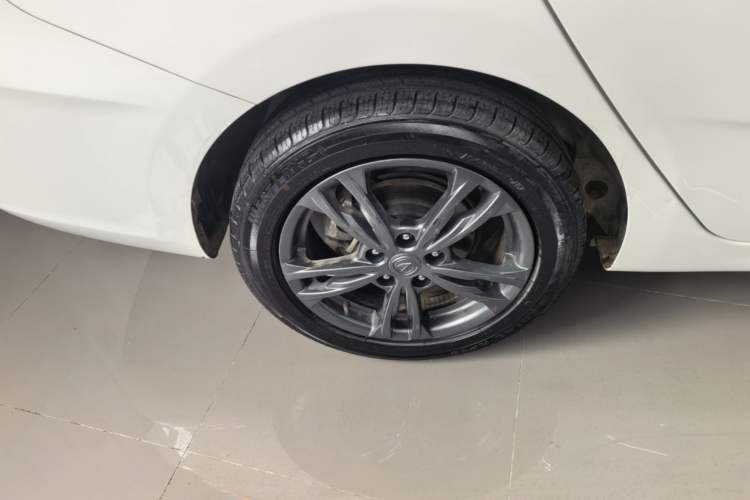 Used CHANGAN Eado DT 2019 1.6L Automatic Smart Enjoyment Model China VI Standard Right Rear Wheel Hub