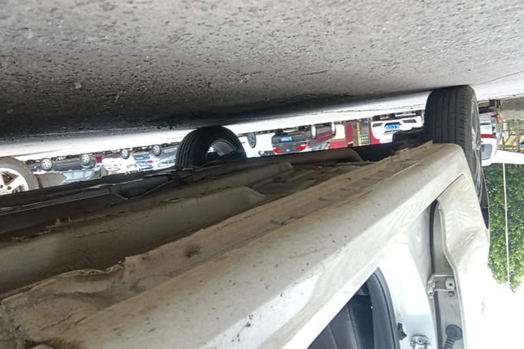 Used CHANGAN Eado DT 2019 1.6L Automatic Smart Enjoyment Model China VI Standard Right Side Sill