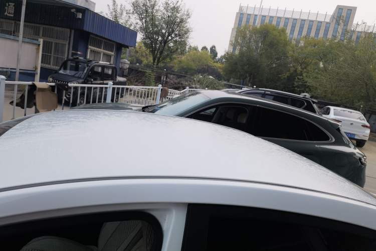 Used CHANGAN Eado DT 2019 1.6L Manual Enjoyment Model China VI Roof