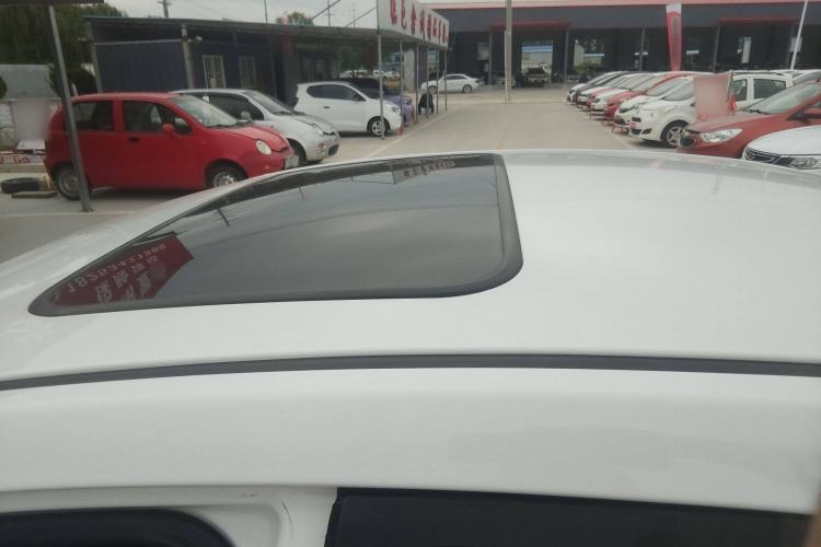 Used CHANGAN Eado DT 2019 1.6L Manual Comfort Model China VI Standard Roof