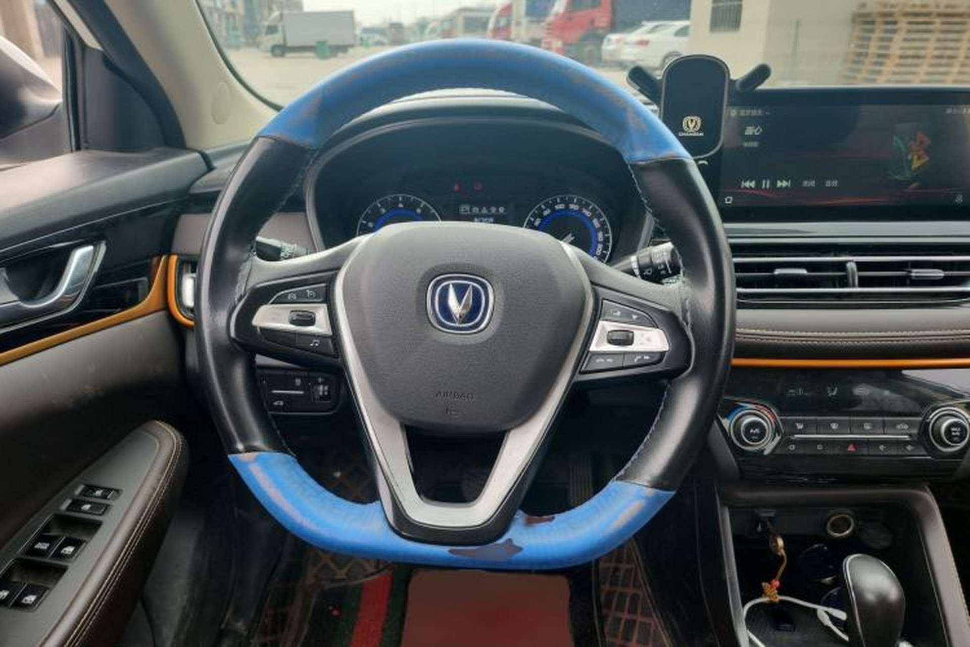 Used CHANGAN Eado DT 2019 1.6L Automatic Smart Enjoyment Model China VI Standard Steering Wheel