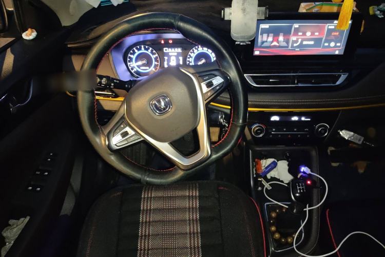 Used CHANGAN Eado DT 2019 1.6L Manual Comfort Model China VI Standard Steering Wheel