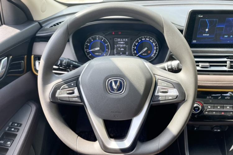 Used CHANGAN Eado DT 2019 1.6L Manual Comfort Model China VI Standard Steering Wheel