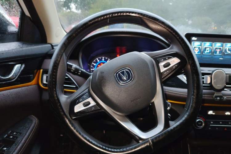 Used CHANGAN Eado DT 2019 1.6L Manual Enjoyment Model China VI Standard Steering Wheel