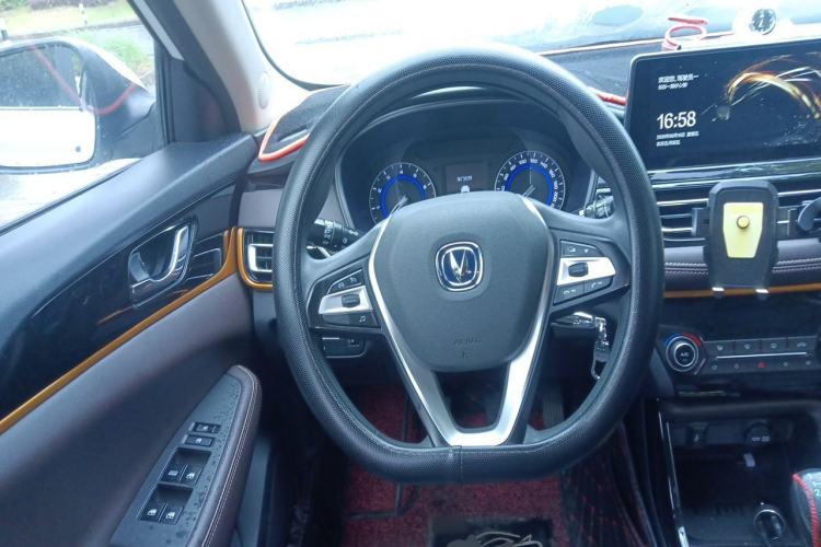 Used CHANGAN Eado DT 2019 1.6L Manual Enjoyment Model China VI Standard Steering Wheel