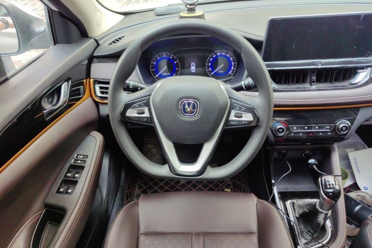 Used CHANGAN Eado DT 2019 1.6L Manual Enjoyment Model China VI Standard Steering Wheel