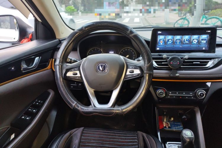 Used CHANGAN Eado DT 2019 1.6L Automatic Smart Enjoyment Model China VI Standard Steering Wheel