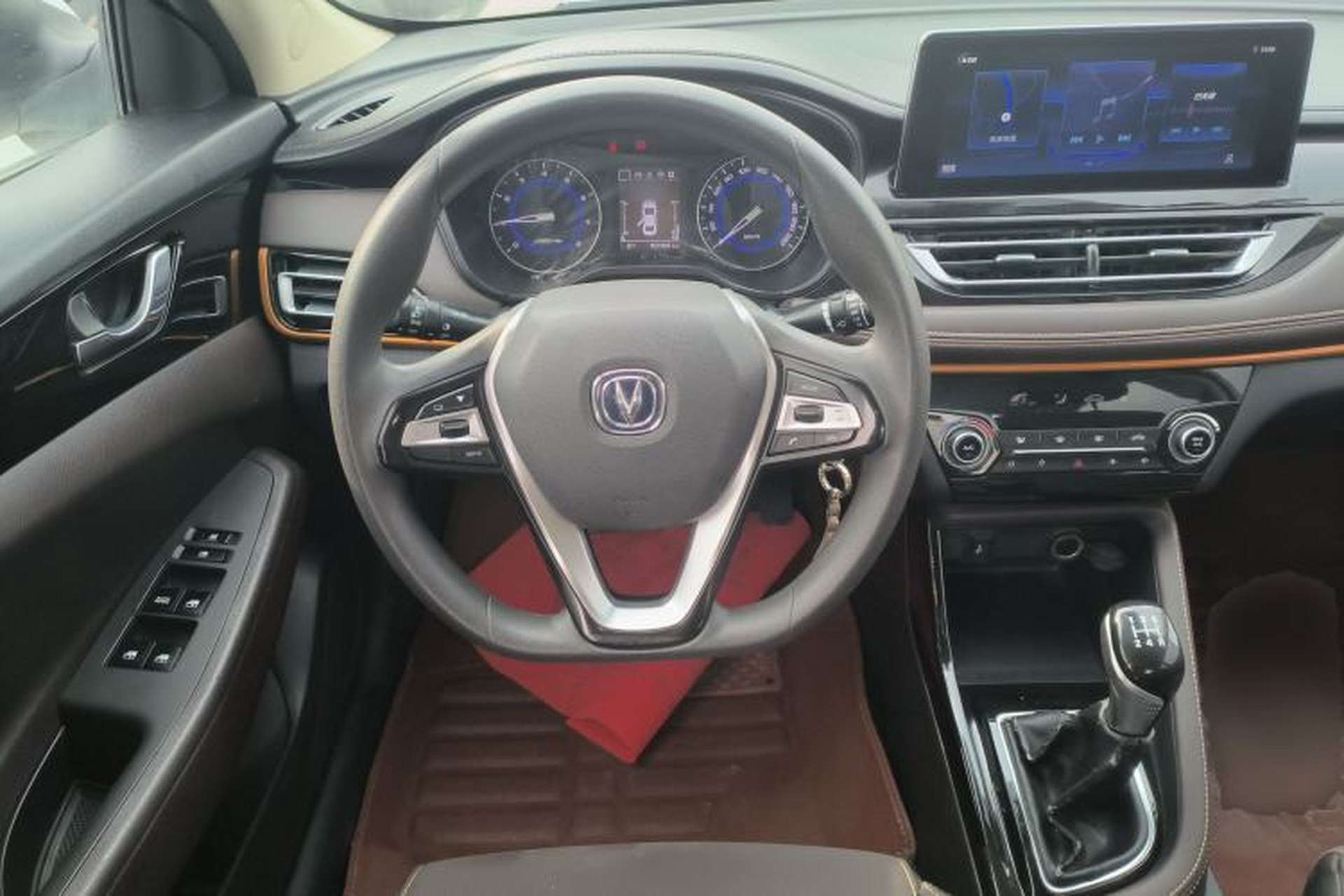 Used CHANGAN Eado DT 2019 1.6L Manual Comfort Model China VI Standard Steering Wheel