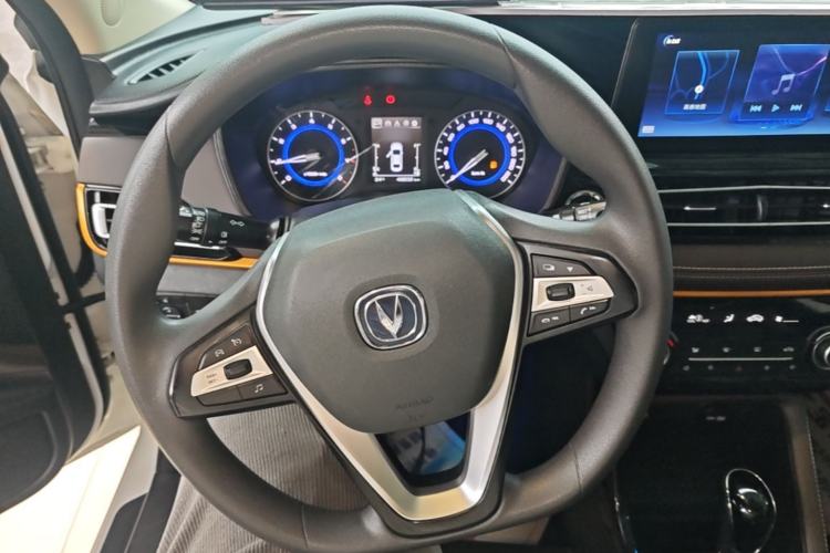Used CHANGAN Eado DT 2019 1.6L Automatic Smart Enjoyment Model China VI Standard Steering Wheel