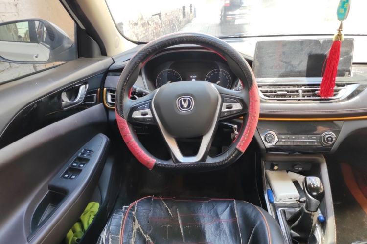 Used CHANGAN Eado DT 2019 1.6L Manual Comfort Model China VI Standard Steering Wheel