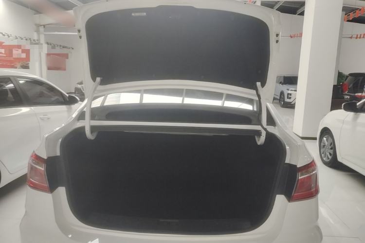 Used CHANGAN Eado DT 2019 1.6L Automatic Smart Enjoyment Model China VI Standard Trunk