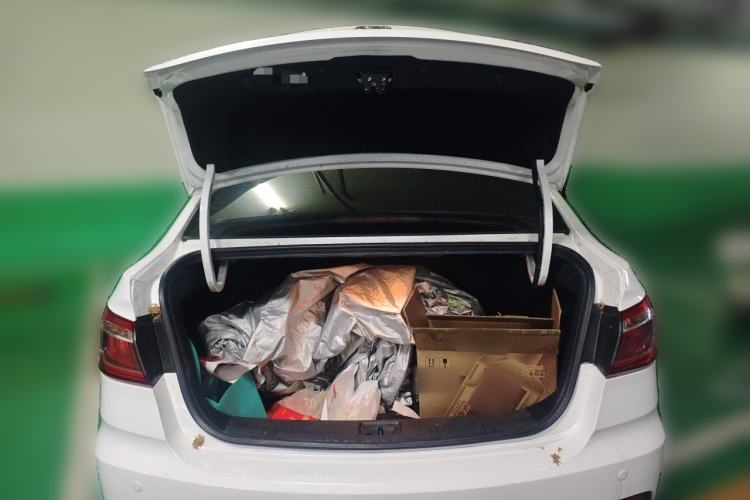 Used CHANGAN Eado DT 2019 1.6L Manual Comfort Model China VI Standard Trunk