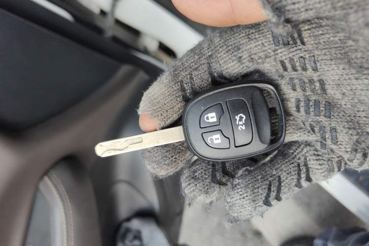 Used CHANGAN Eado DT 2019 1.6L Manual Enjoyment Model China VI Standard Vehicle Key