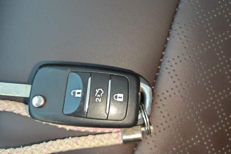 Used CHANGAN Eado DT 2019 1.6L Manual Enjoyment Model China VI Standard Vehicle Key