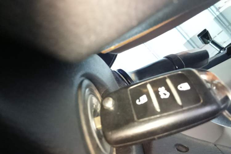 Used CHANGAN Eado DT 2019 1.6L Manual Comfort Model China VI Standard Vehicle Key