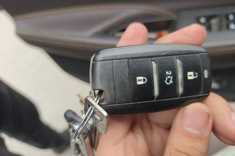 Used CHANGAN Eado DT 2019 1.6L Automatic Smart Enjoyment Model China VI Standard Vehicle Key