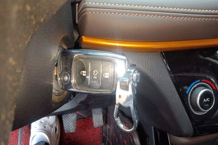 Used CHANGAN Eado DT 2019 1.6L Manual Enjoyment Model China VI Standard Vehicle Key