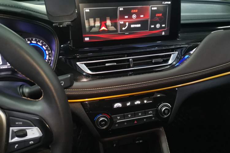 Used CHANGAN Eado DT 2021 1.6L Automatic Luxury Model Audio And AC Panel