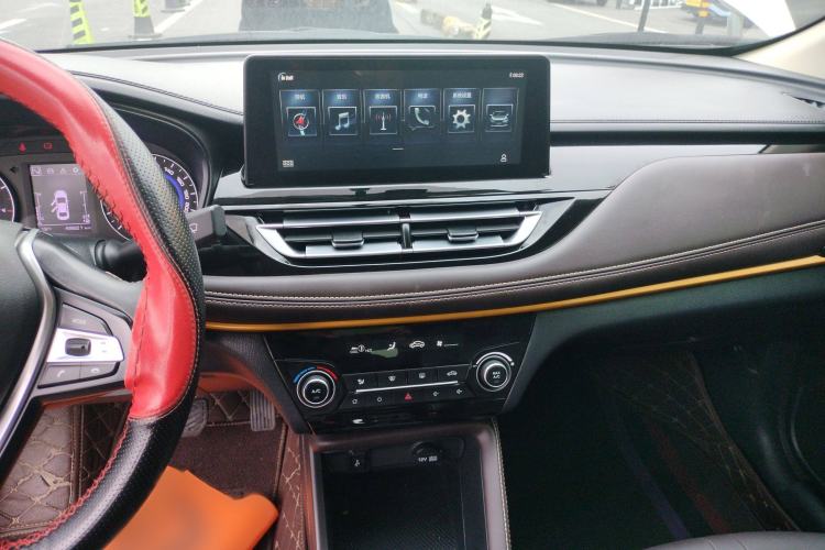 Used CHANGAN Eado DT 2021 1.6L Automatic Luxury Model Audio And AC Panel
