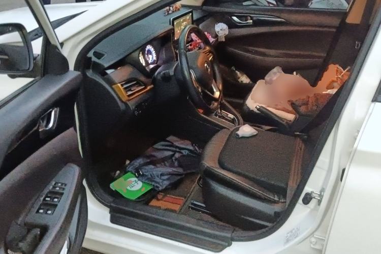 Used CHANGAN Eado DT 2021 1.6L Automatic Luxury Model Driver Seat