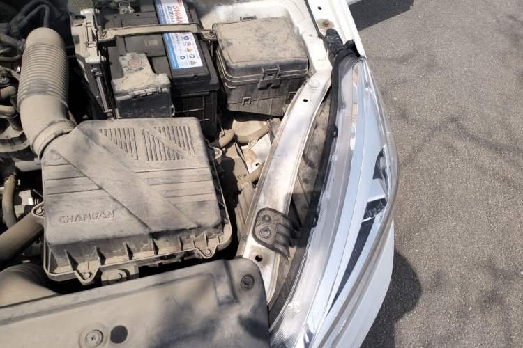 Used CHANGAN Eado DT 2021 1.6L Automatic Luxury Model Engine Bay Left