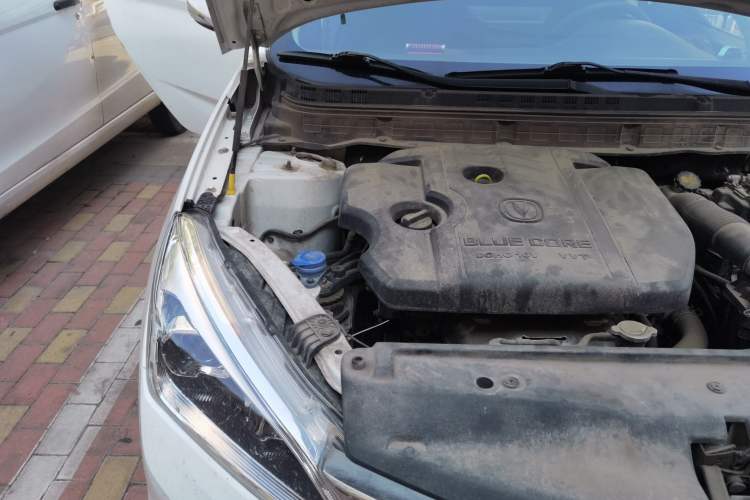 Used CHANGAN Eado DT 2021 1.6L Automatic Luxury Model Engine Bay Right